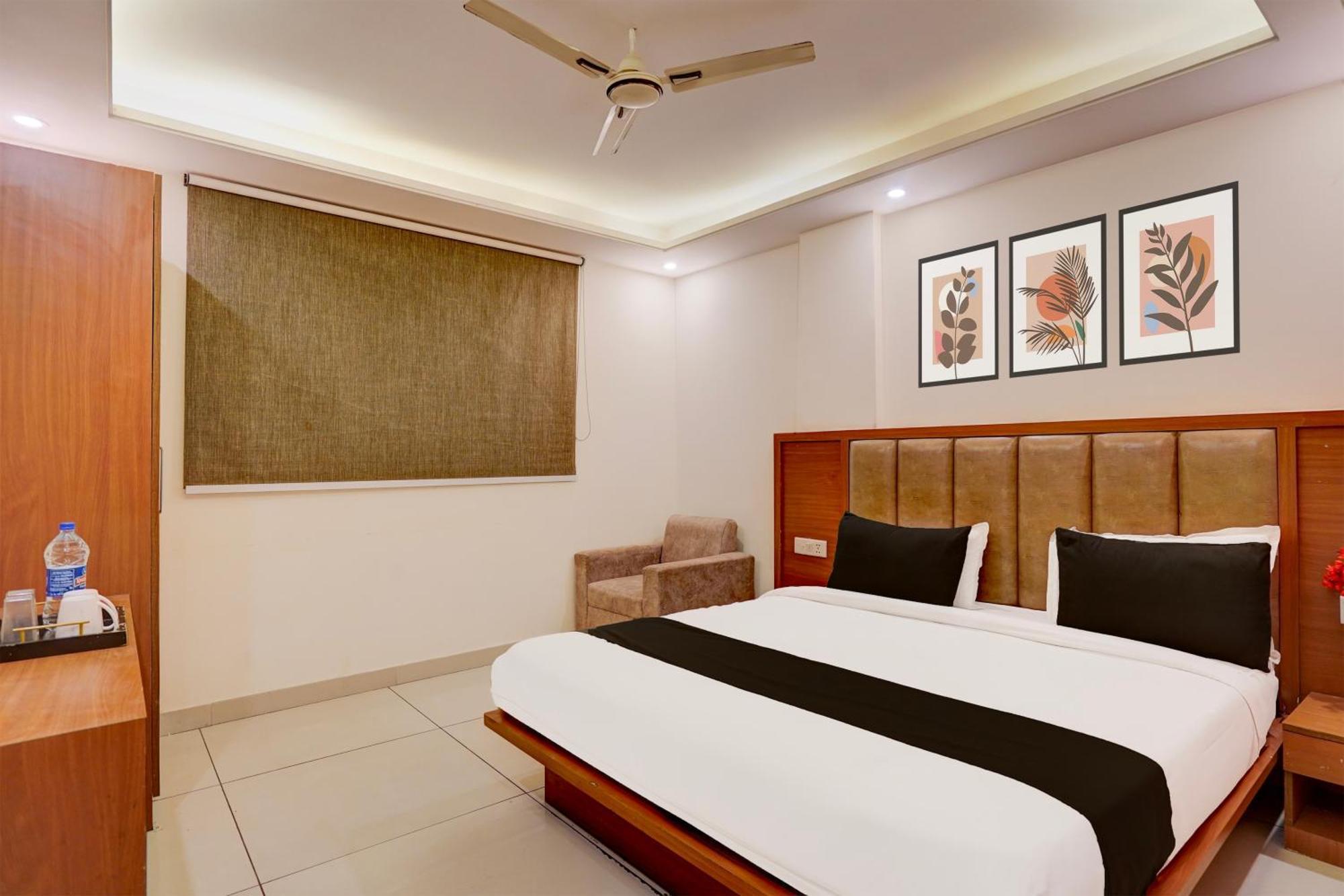 Hotel Super Townhouse Airport Road Delhi à New Delhi Extérieur photo